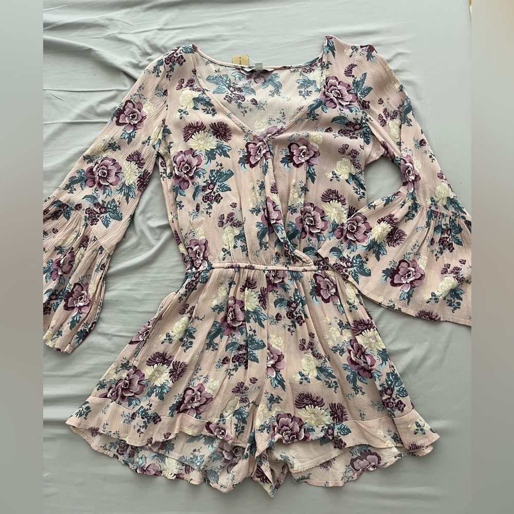 NWT American Eagle Floral Romper